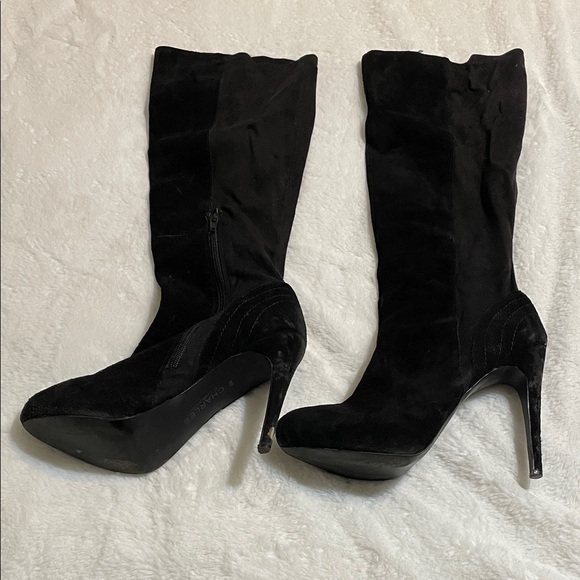 Charles David Black Heeled Boots - Picture 2 of 16